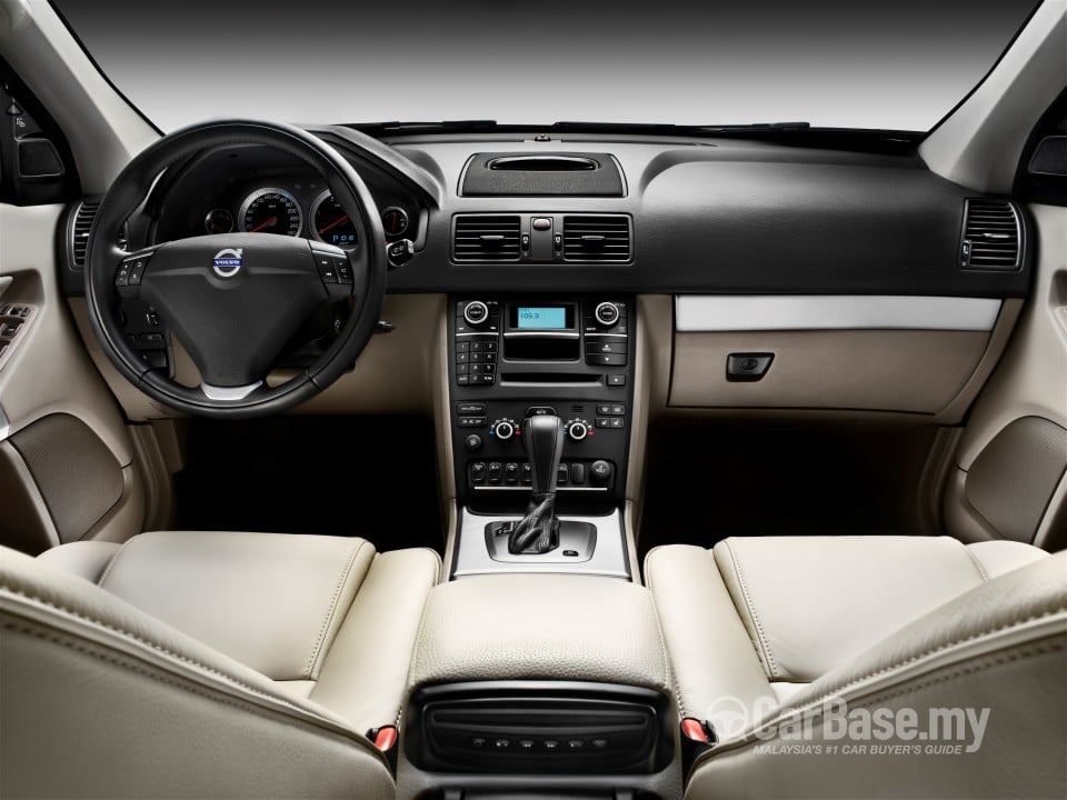 Volvo XC90 Mk1 Facelift (2008) Interior