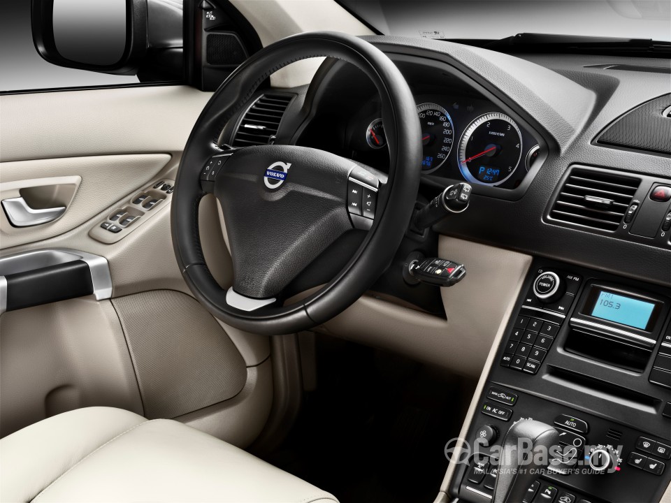 Volvo XC90 Mk1 Facelift (2008) Interior