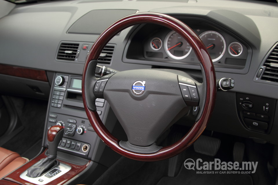 Volvo XC90 Mk1 Facelift (2008) Interior