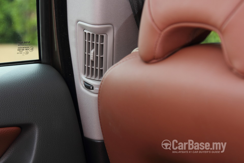 Volvo XC90 Mk1 Facelift (2008) Interior