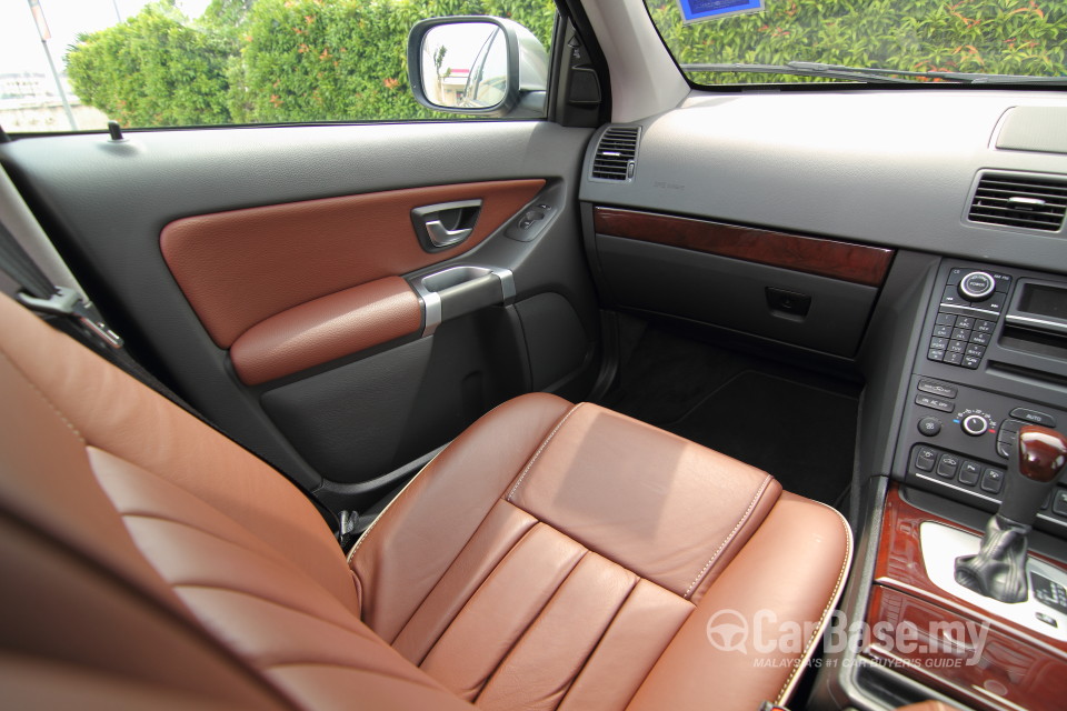 Volvo XC90 Mk1 Facelift (2008) Interior