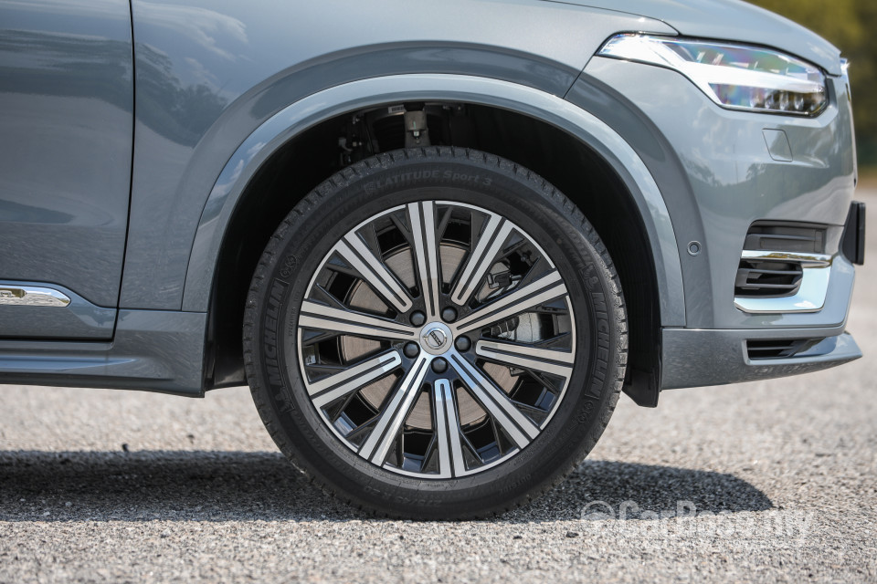 Volvo XC90 Mk2 Facelift (2019) Exterior