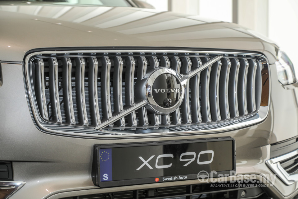 Volvo XC90 Mk2 Facelift (2019) Exterior