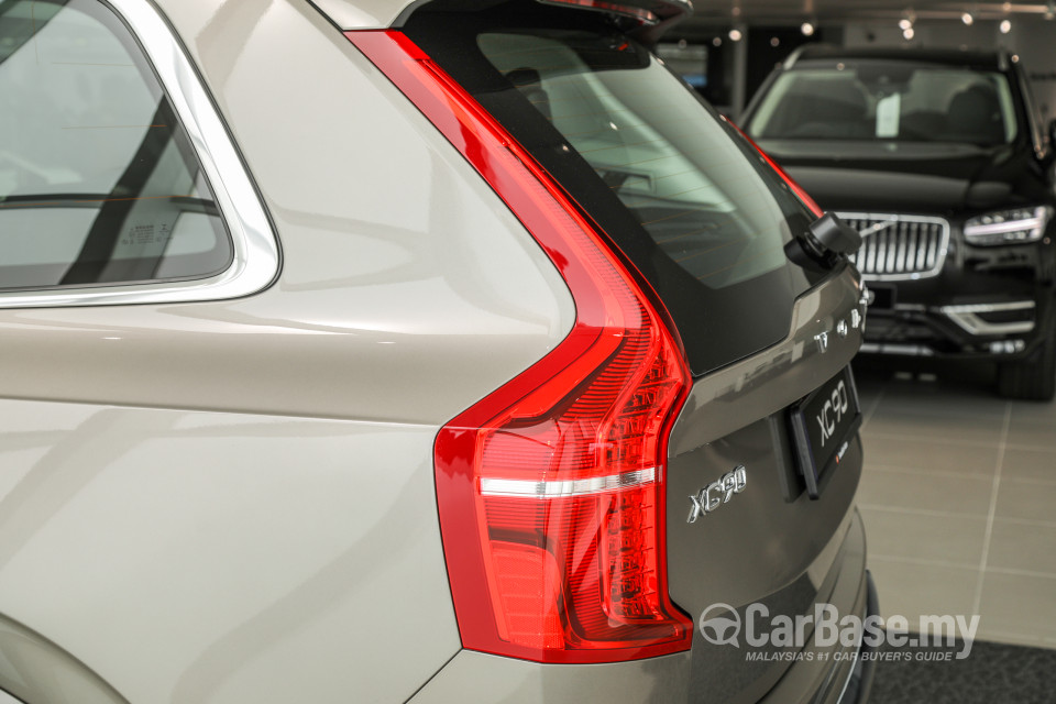 Volvo XC90 Mk2 Facelift (2019) Exterior