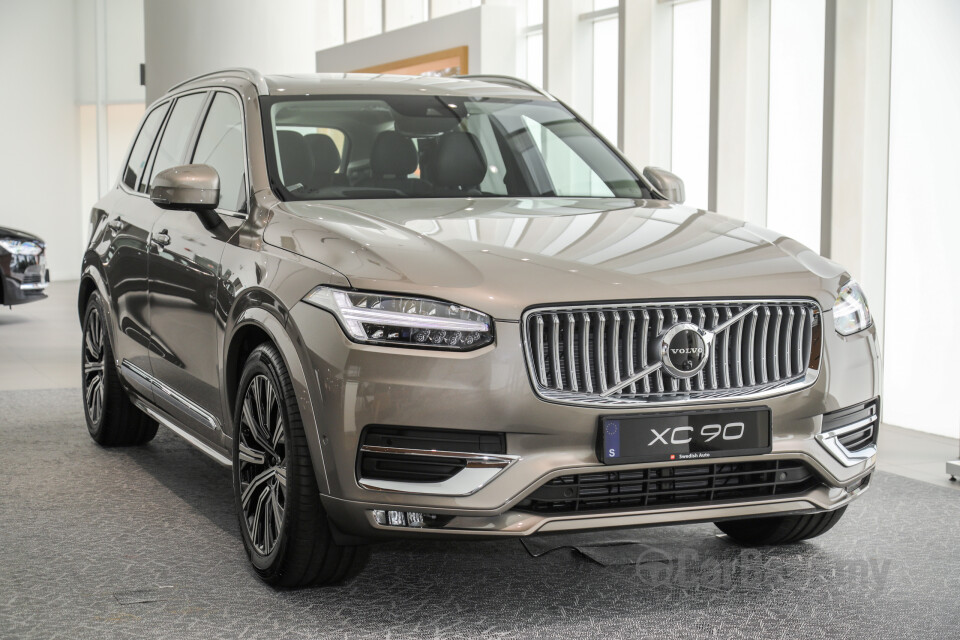 Volvo XC90 Mk2 Facelift (2019) Exterior