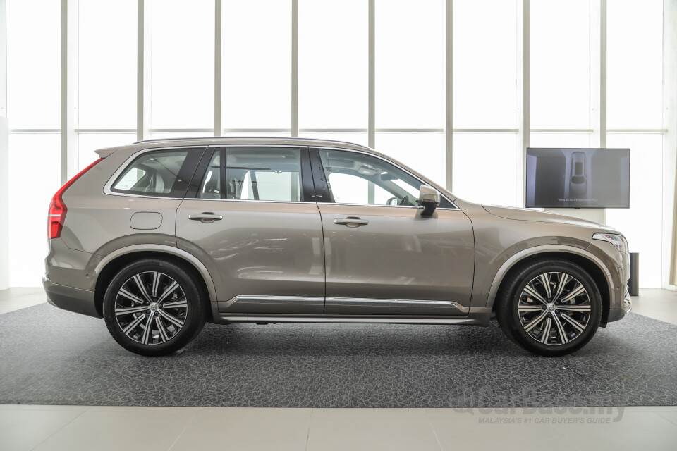 Volvo XC90 Mk2 Facelift (2019) Exterior