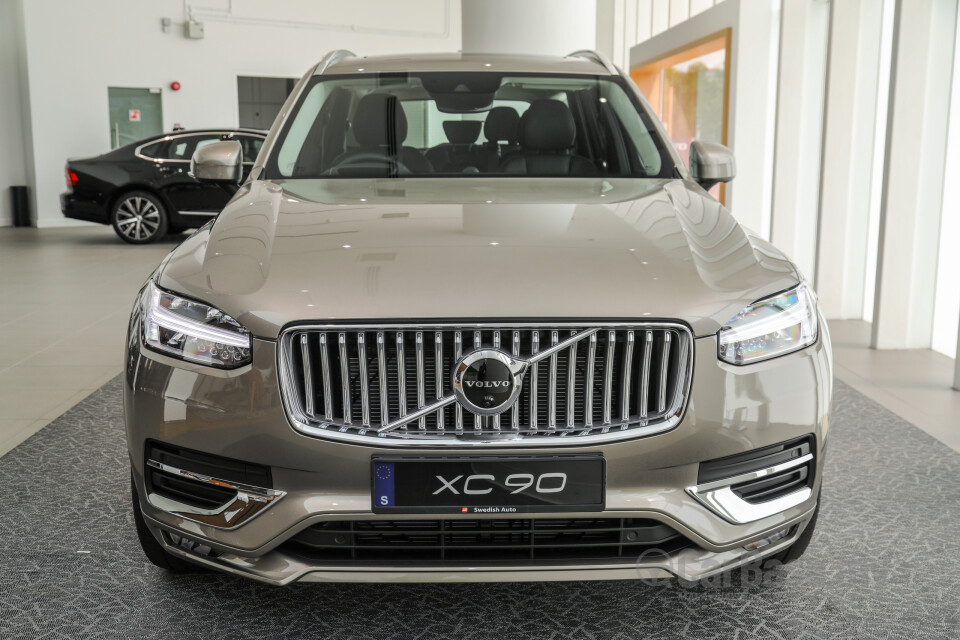 Volvo XC90 Mk2 Facelift (2019) Exterior
