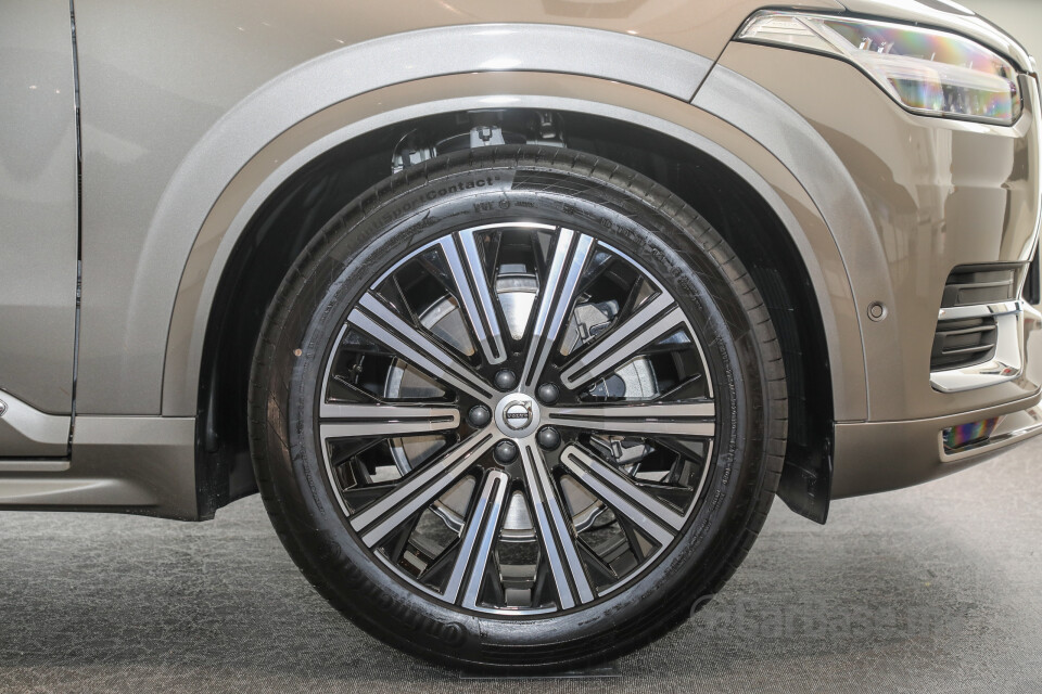 Volvo XC90 Mk2 Facelift (2019) Exterior