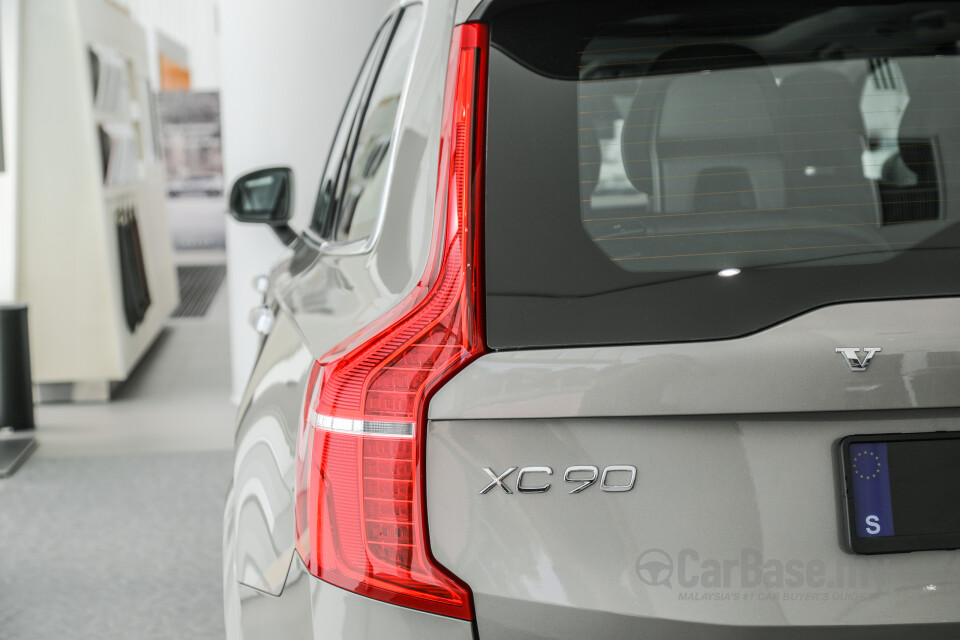 Volvo XC90 Mk2 Facelift (2019) Exterior