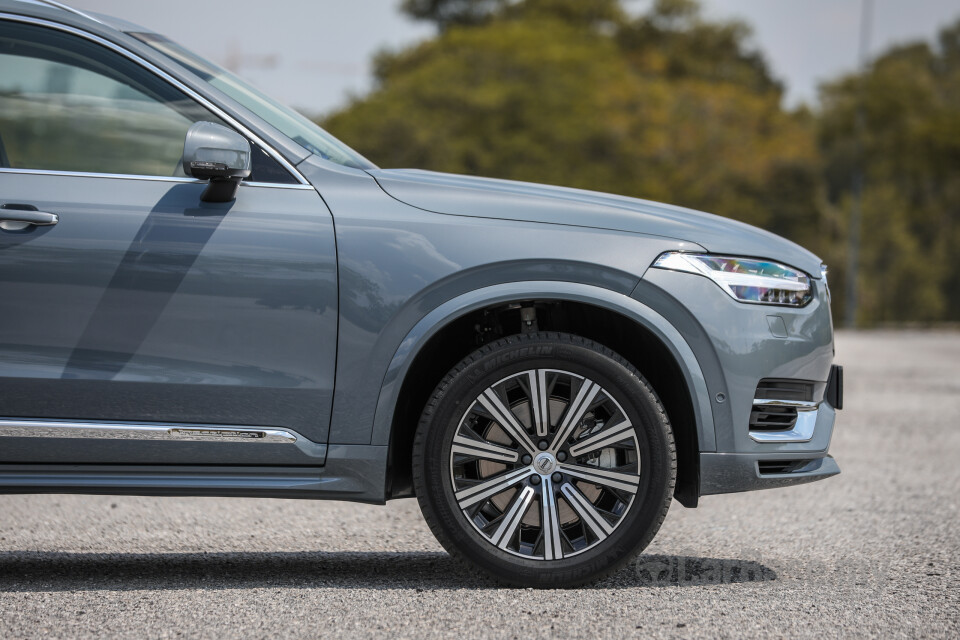 Volvo XC90 Mk2 Facelift (2019) Exterior