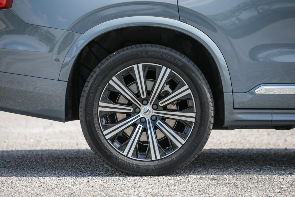 Volvo XC90 Mk2 Facelift (2019) Exterior