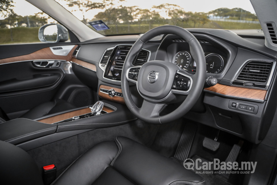 Volvo XC90 Mk2 Facelift (2019) Interior