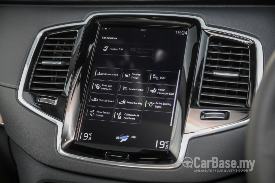 Volvo XC90 Mk2 Facelift (2019) Interior