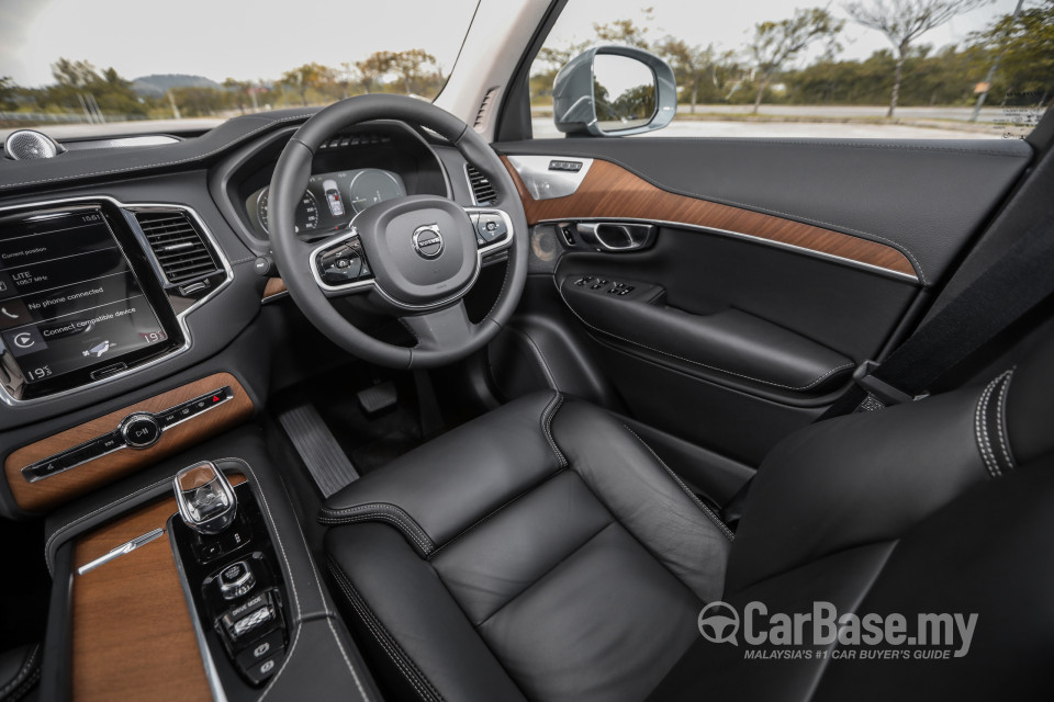 Volvo XC90 Mk2 Facelift (2019) Interior