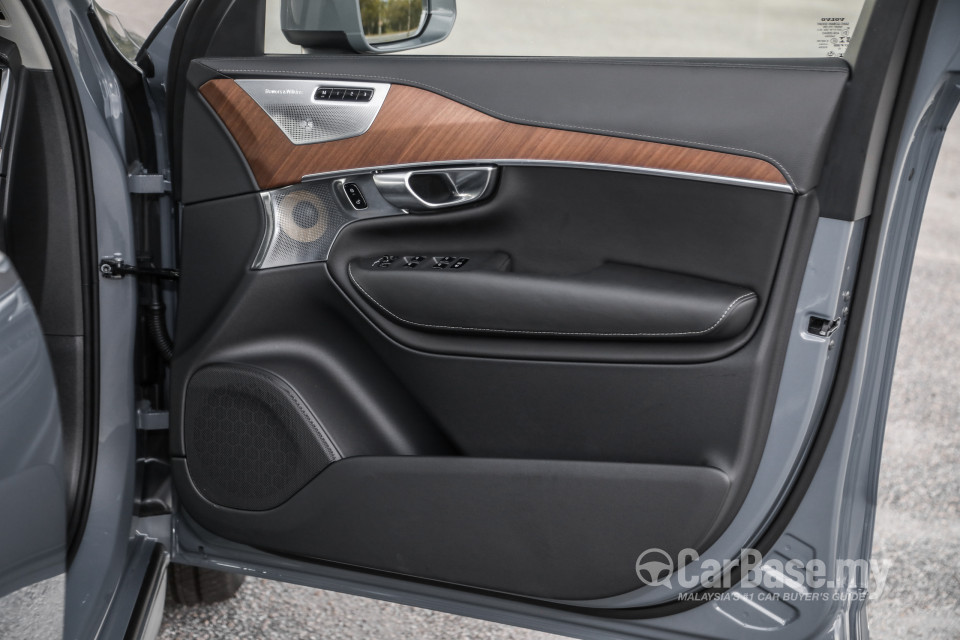 Volvo XC90 Mk2 Facelift (2019) Interior