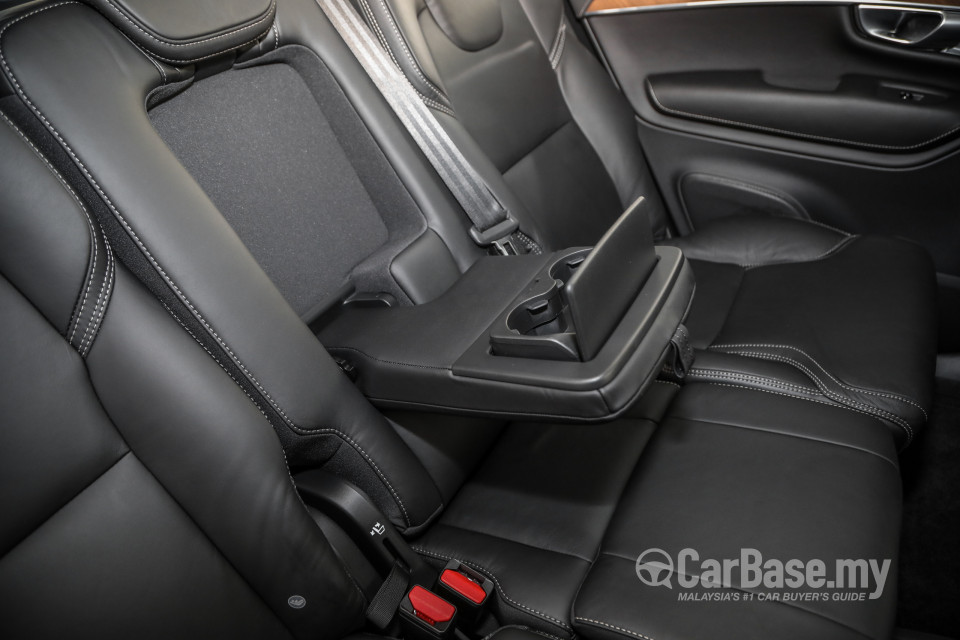 Volvo XC90 Mk2 Facelift (2019) Interior