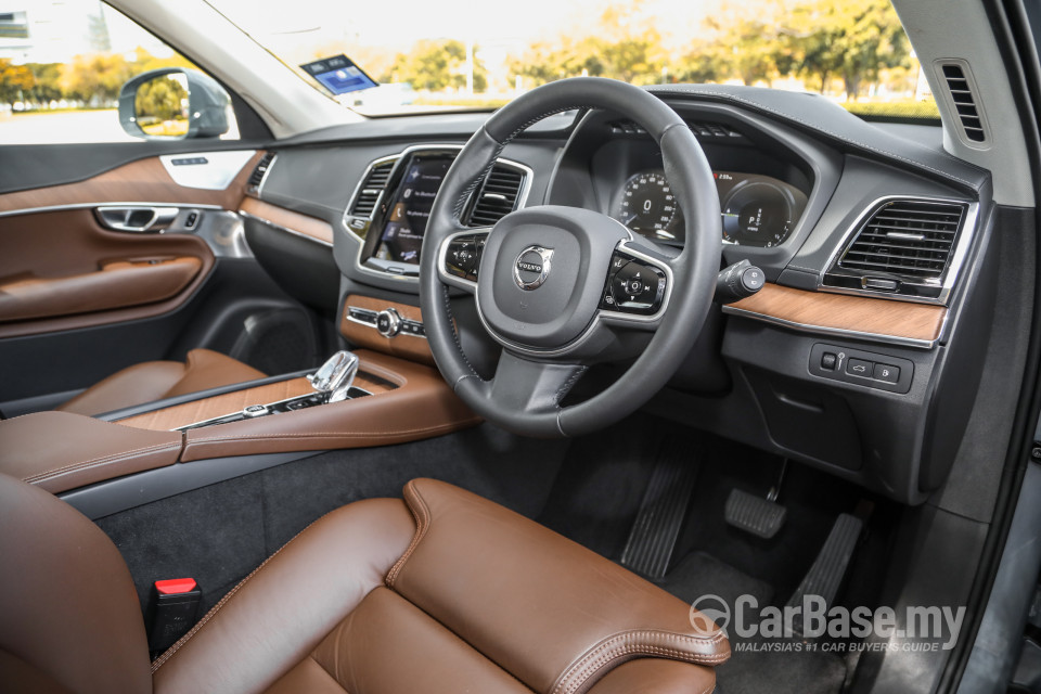 Volvo XC90 Mk2 Facelift (2019) Interior