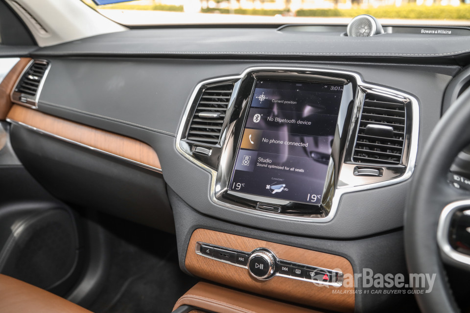 Volvo XC90 Mk2 Facelift (2019) Interior