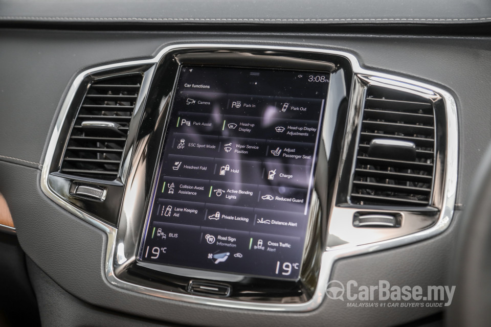 Volvo XC90 Mk2 Facelift (2019) Interior