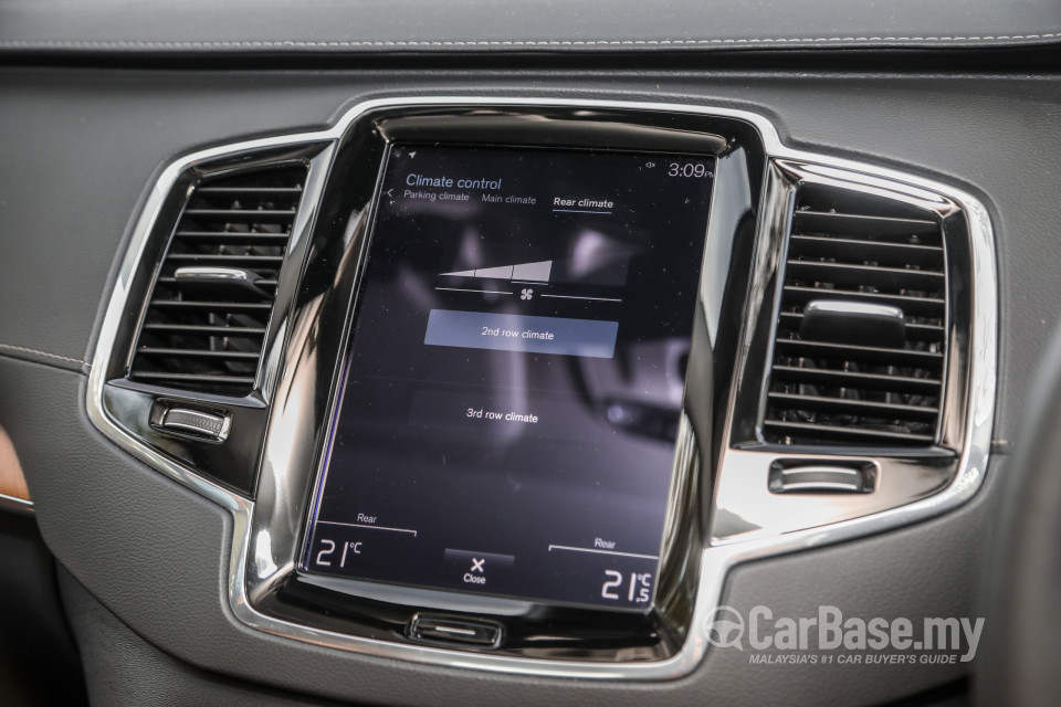 Volvo XC90 Mk2 Facelift (2019) Interior