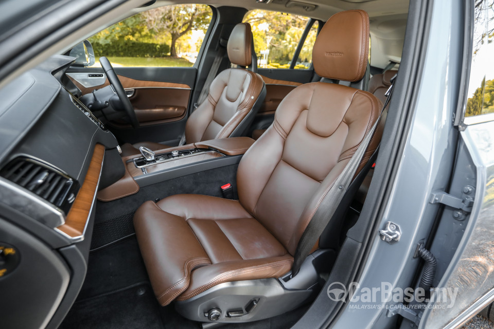 Volvo XC90 Mk2 Facelift (2019) Interior