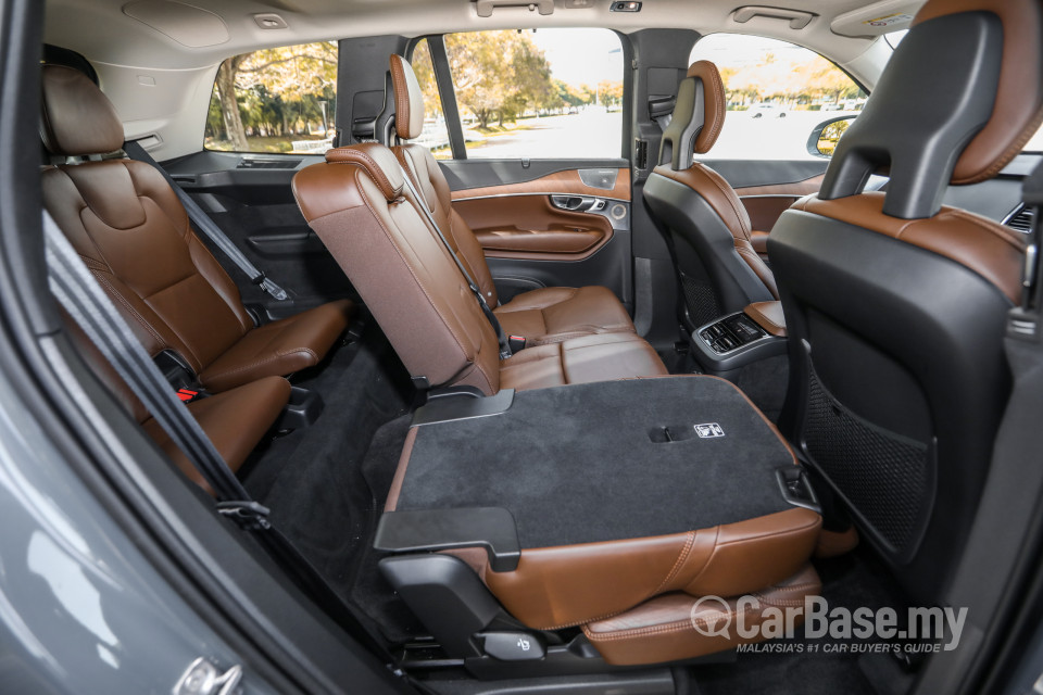 Volvo XC90 Mk2 Facelift (2019) Interior