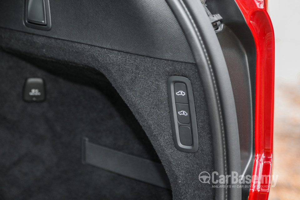 Volvo XC90 Mk2 Facelift (2019) Interior