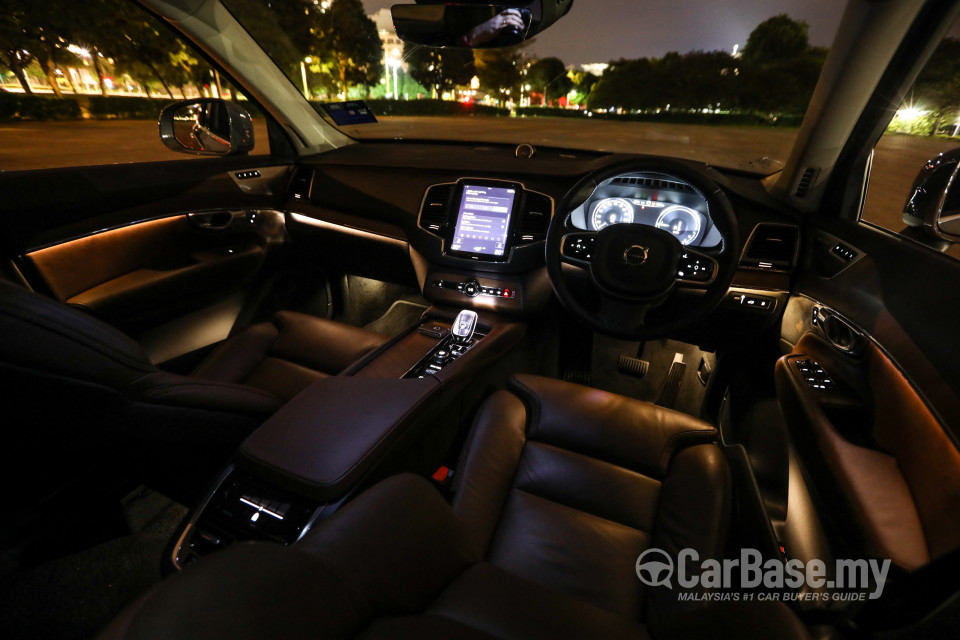 Volvo XC90 Mk2 Facelift (2019) Interior