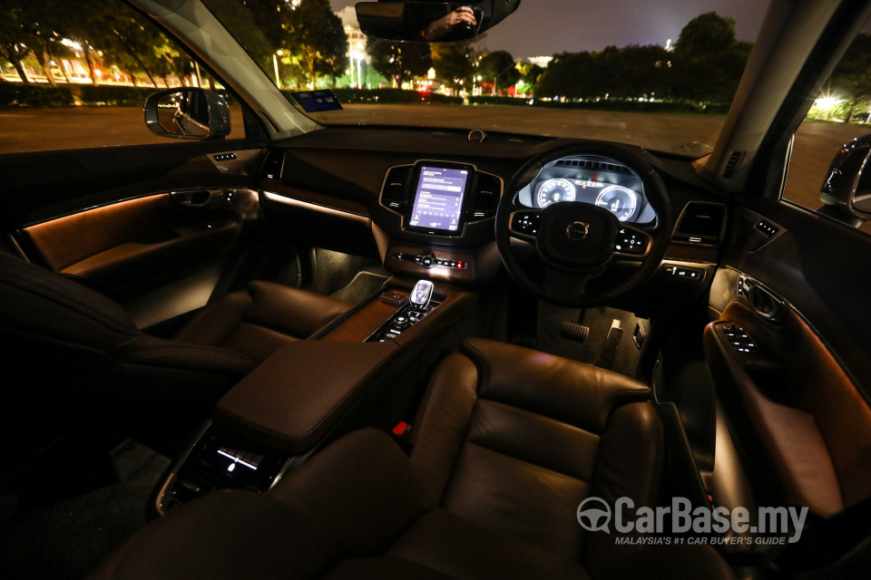 Volvo XC90 Mk2 Facelift (2019) Interior