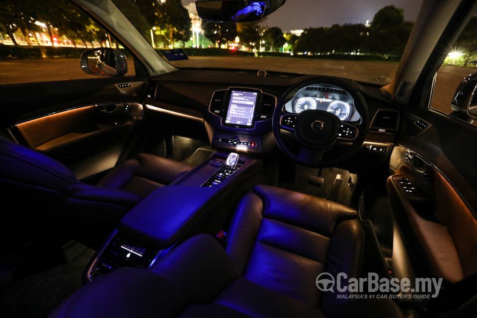 Volvo XC90 Mk2 Facelift (2019) Interior