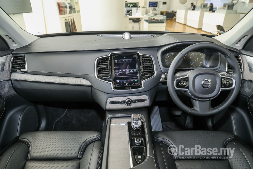 Volvo XC90 Mk2 Facelift (2019) Interior