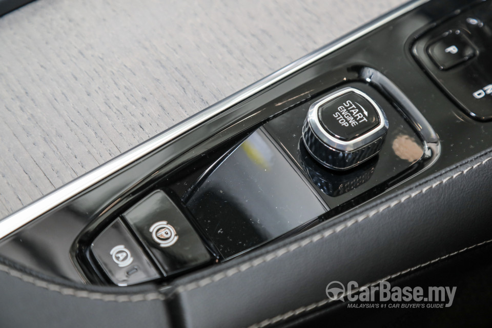 Volvo XC90 Mk2 Facelift (2019) Interior