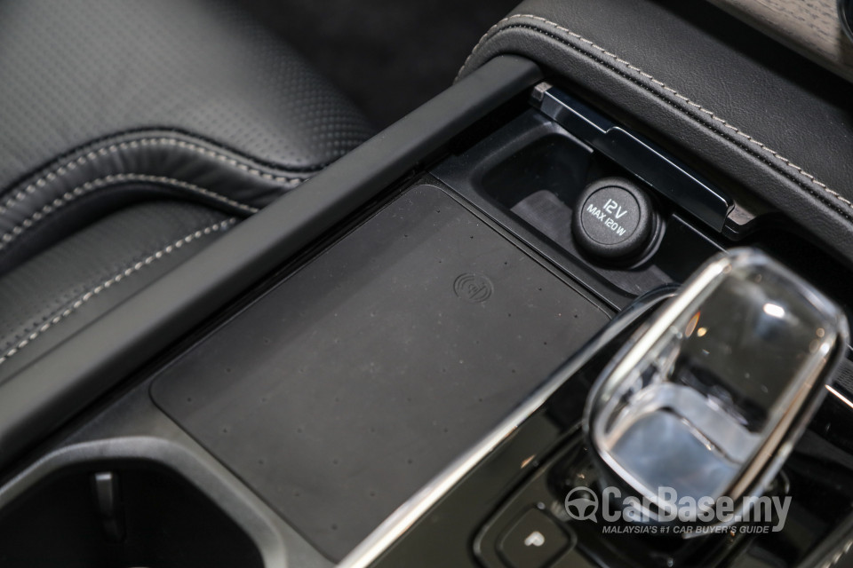 Volvo XC90 Mk2 Facelift (2019) Interior