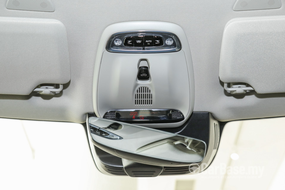 Volvo XC90 Mk2 Facelift (2019) Interior