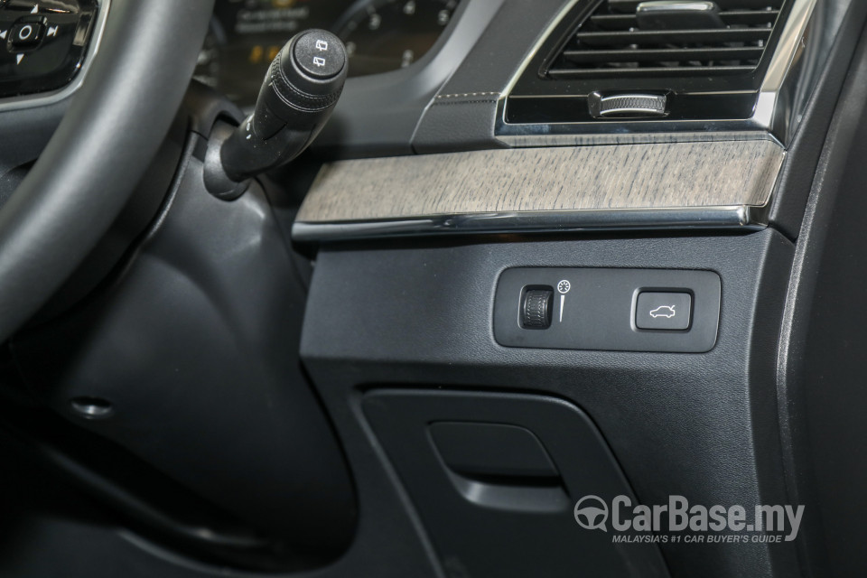 Volvo XC90 Mk2 Facelift (2019) Interior