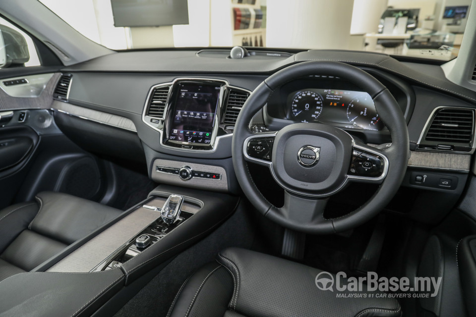 Volvo XC90 Mk2 Facelift (2019) Interior