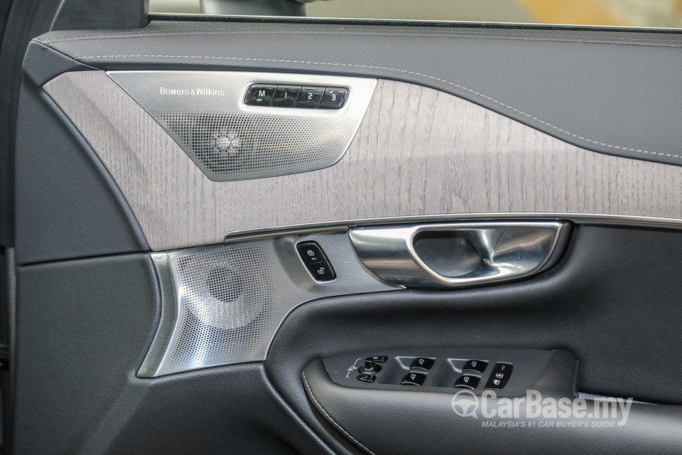 Volvo XC90 Mk2 Facelift (2019) Interior