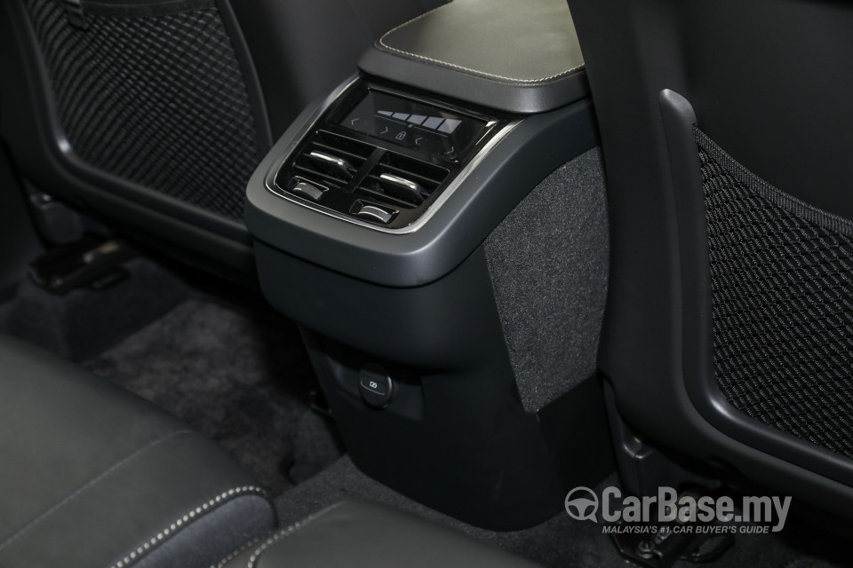 Volvo XC90 Mk2 Facelift (2019) Interior
