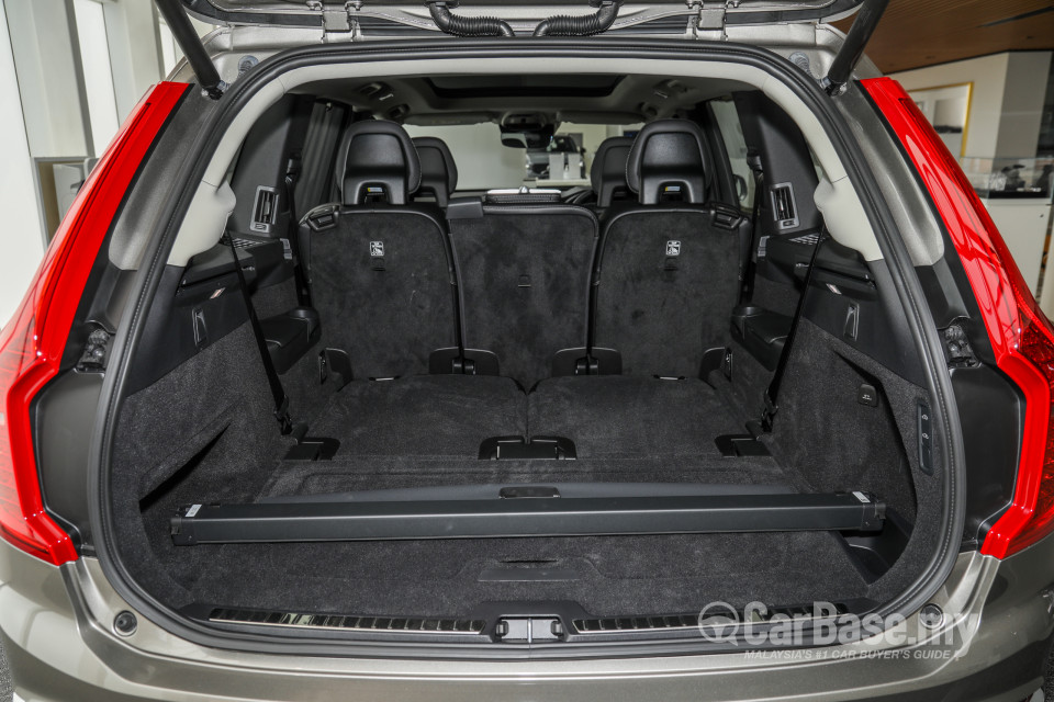Volvo XC90 Mk2 Facelift (2019) Interior