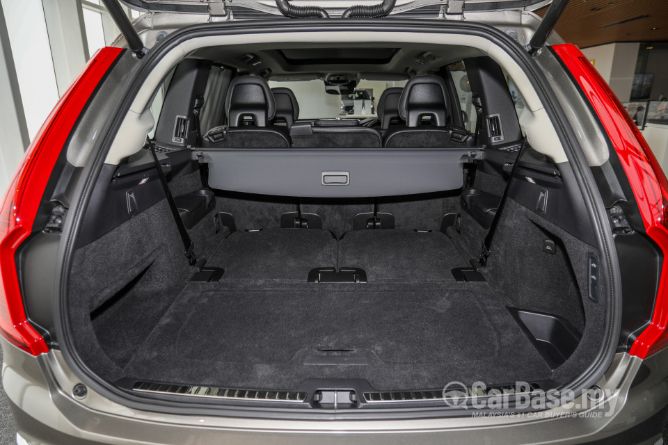 Volvo XC90 Mk2 Facelift (2019) Interior
