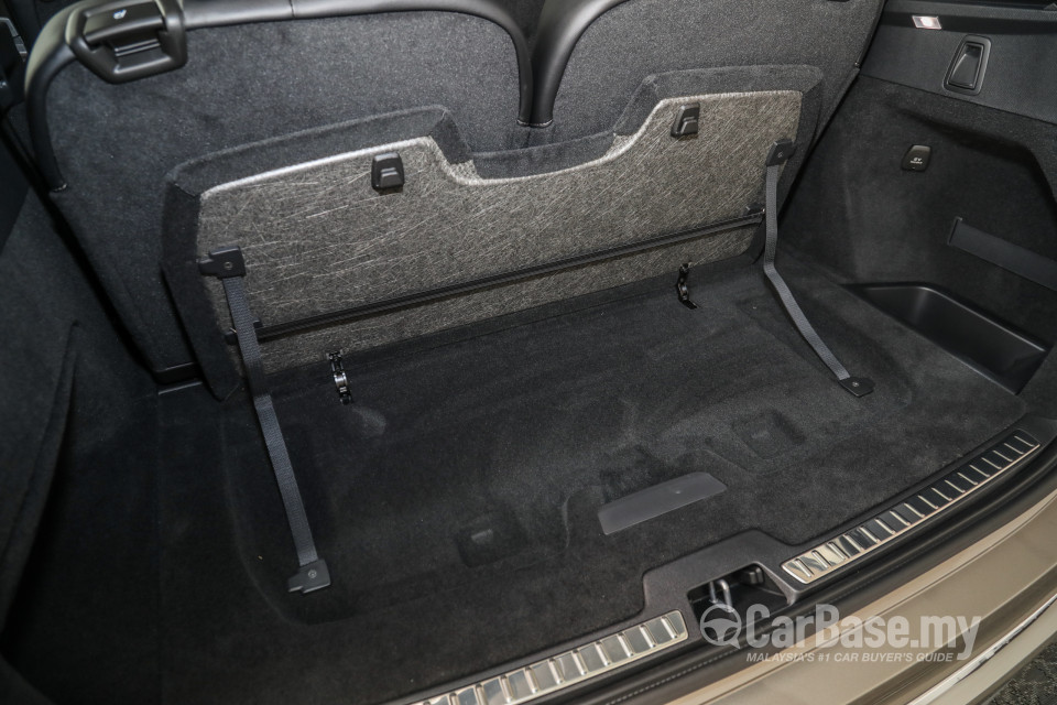 Volvo XC90 Mk2 Facelift (2019) Interior