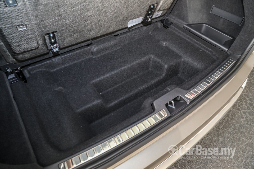 Volvo XC90 Mk2 Facelift (2019) Interior