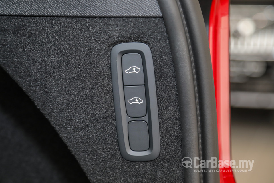 Volvo XC90 Mk2 Facelift (2019) Interior