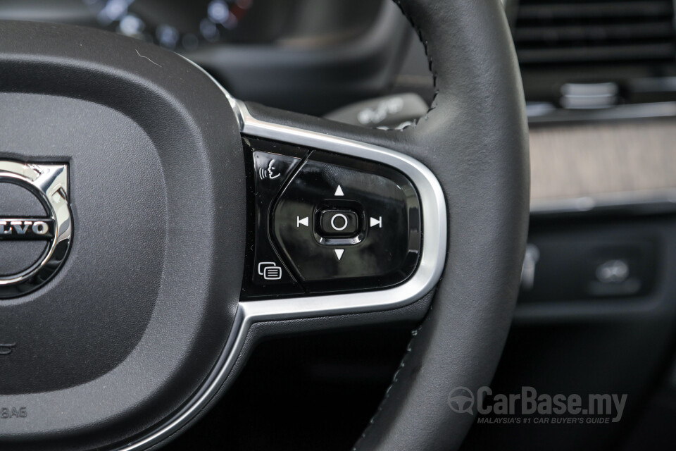 Volvo XC90 Mk2 Facelift (2019) Interior
