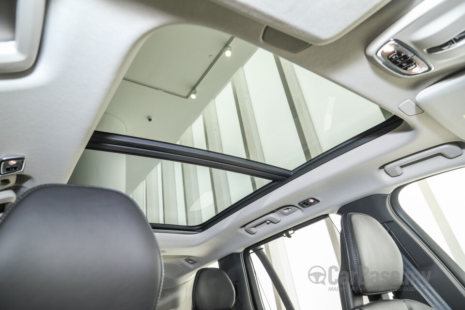 Volvo XC90 Mk2 Facelift (2019) Interior