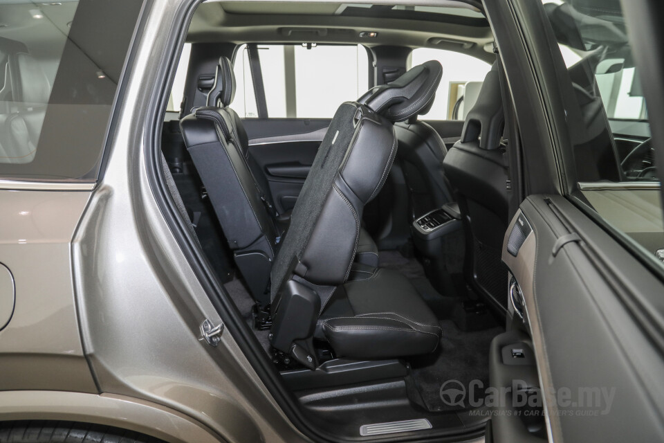 Volvo XC90 Mk2 Facelift (2019) Interior