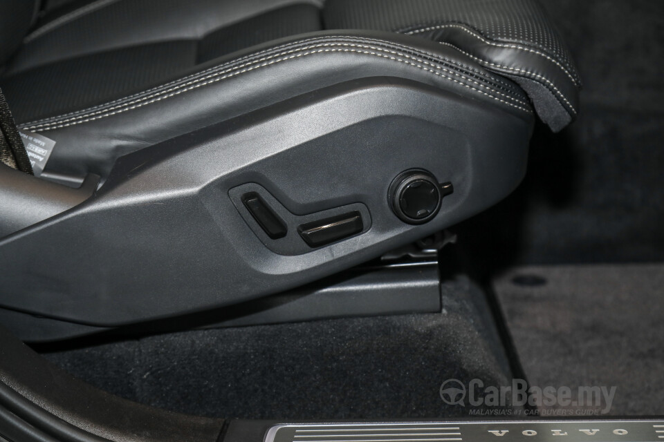 Volvo XC90 Mk2 Facelift (2019) Interior