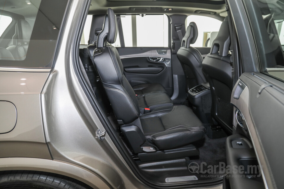 Volvo XC90 Mk2 Facelift (2019) Interior