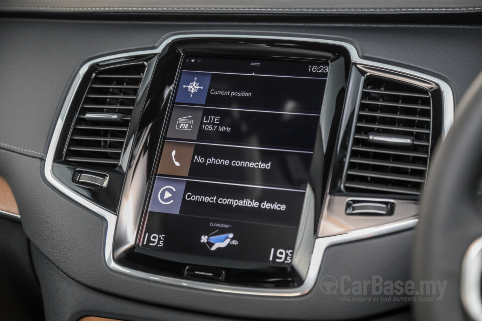 Volvo XC90 Mk2 Facelift (2019) Interior
