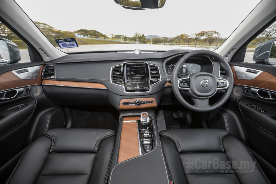 Volvo XC90 Mk2 Facelift (2019) Interior